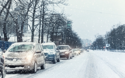 雪が降っている様子